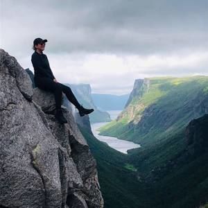 Meet your Posher, Kayla